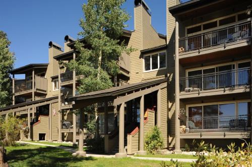 Keystone Cabin | Evergreen Condominiums by Vail Resorts