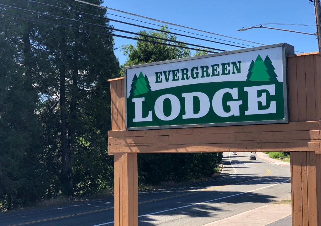 Mount Shasta Cabin | Evergreen Lodge