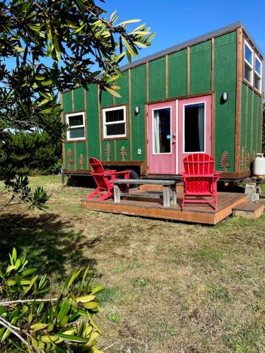 Waldport House | Evergreen