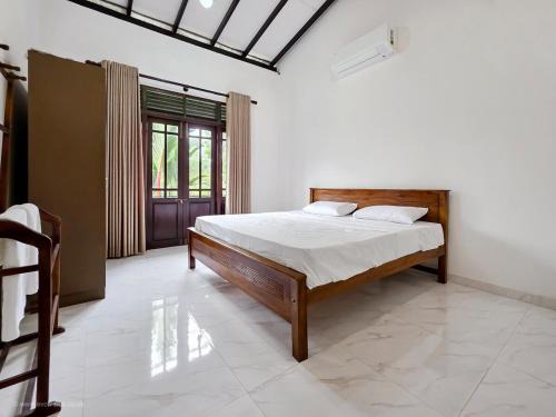 Poddala Villa | Evolve - Field View