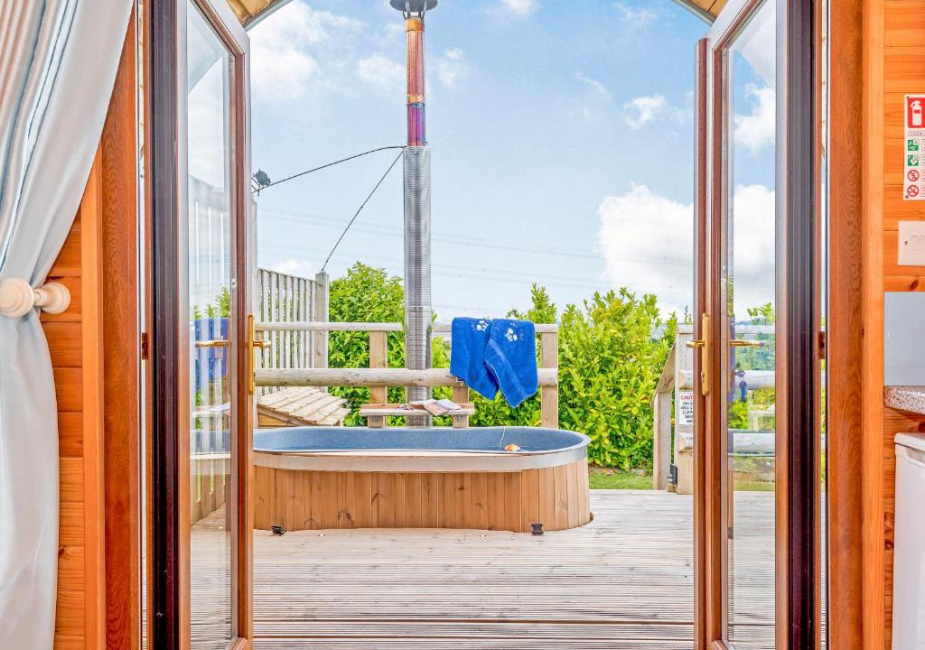Oakenholt House | Ewe Two
