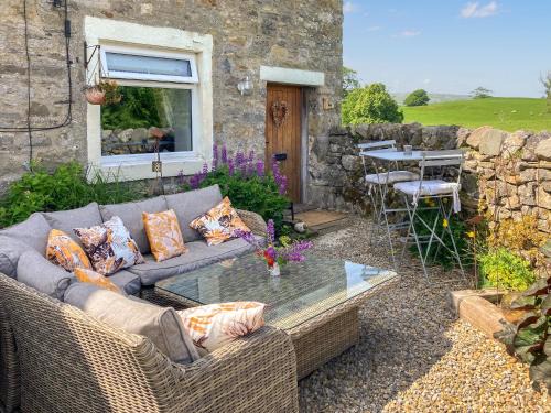 Airton House | Ewes Leap