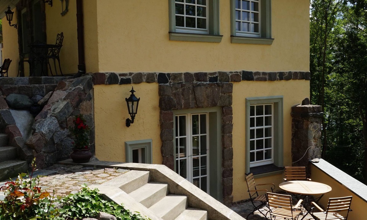 Oderberg House | Excellent apartment overlooking the lake and close to the boat lift