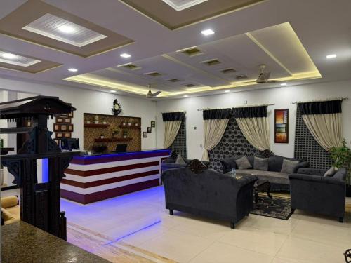 E-11 Sector House | Excellent Comforts Hotel & Guest House