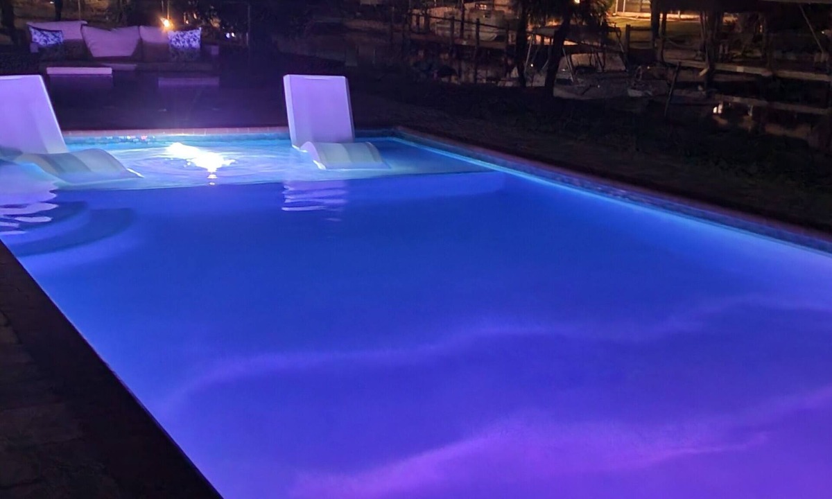 Yacht Club House | Excellent Location! Close to restaurants and beaches by car or boat and a pool!
