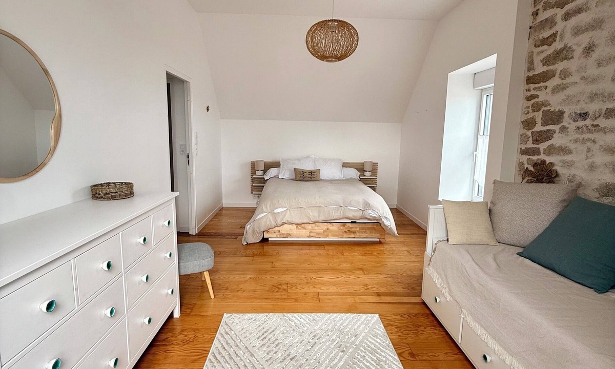Plobannalec-Lesconil House | Exceptional house facing Lesconil harbour - Panoramic sea view - Due south