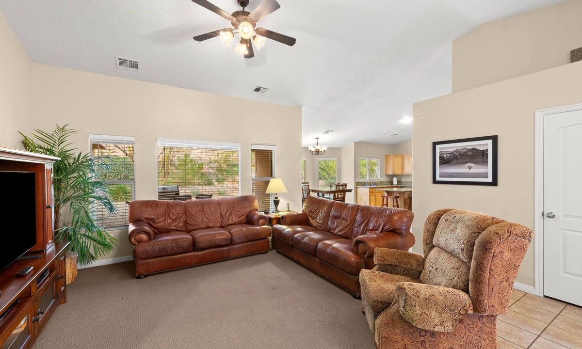 Mesquite House | Exceptional 4 Bedroom Vacation Home near Palmer Golf Course