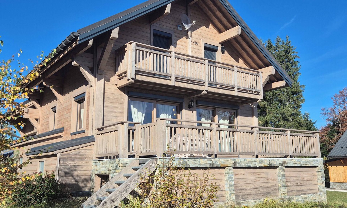La Feclaz Ski Chalet | *Exceptional Chalet for Rent in La Féclaz – 4 Bedrooms, Sleeps 10*