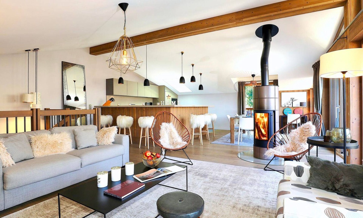Le Praz Ski Chalet | Exceptional Chalet in Central Courchevel Le Praz with Sauna