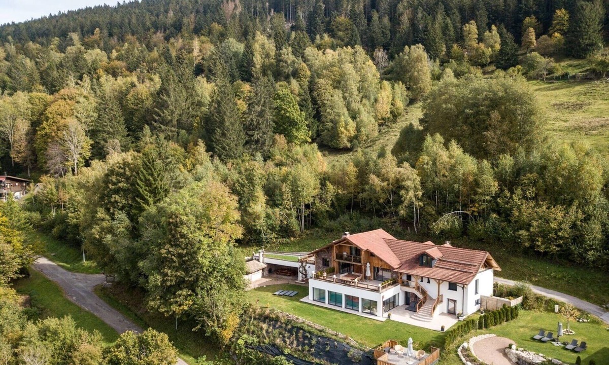 Ventron Ski Chalet | Exceptional chalet with indoor pool, sauna and garden in the village of Ventron