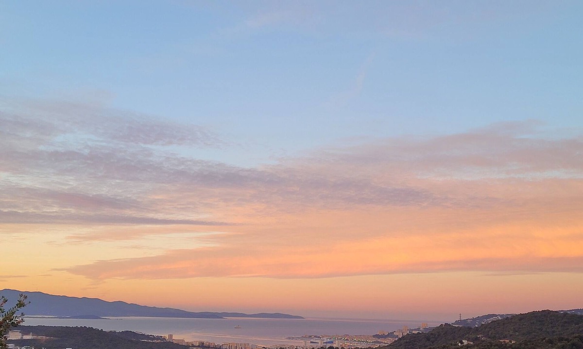 Tavaco House | Exceptional panoramic sea view on the Gulf of Ajaccio. Very quiet. Garden