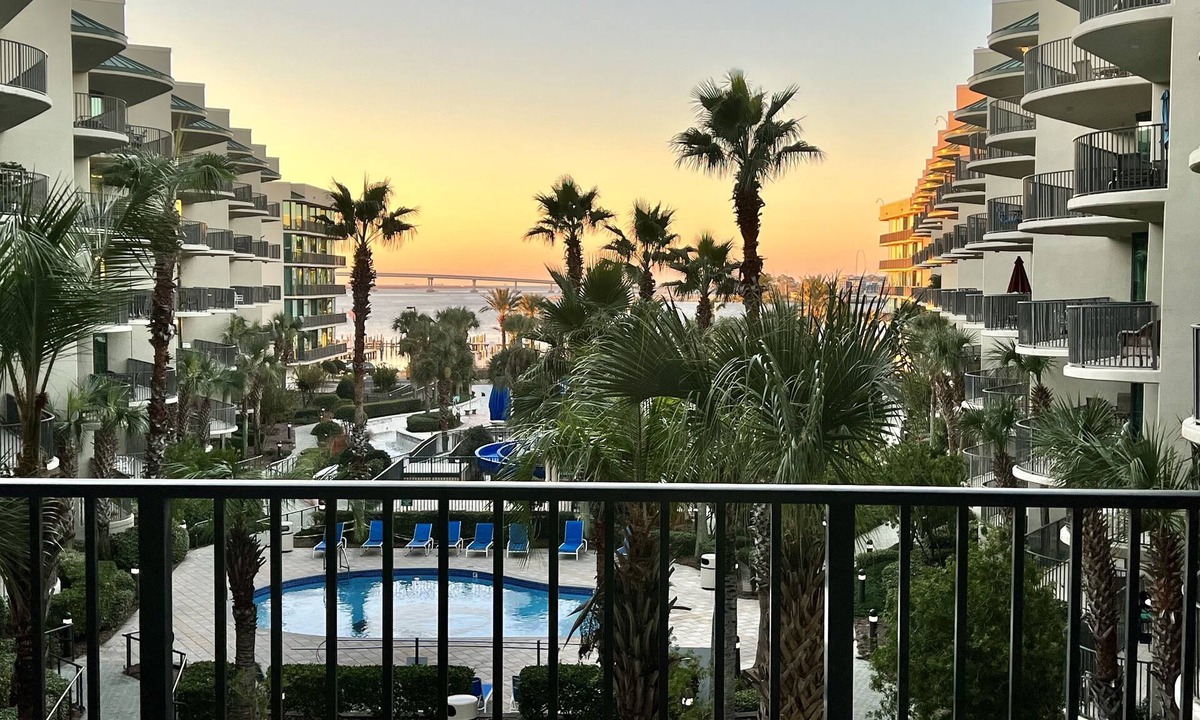 Orange Beach Condo | Exceptional reviews Upgrades STUNNING View Indoor Pool Boat Access Fish Cleaning