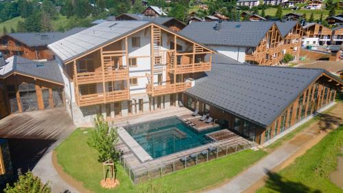 Megeve Apartment | Exclusive accommodation terrace, parking and pool