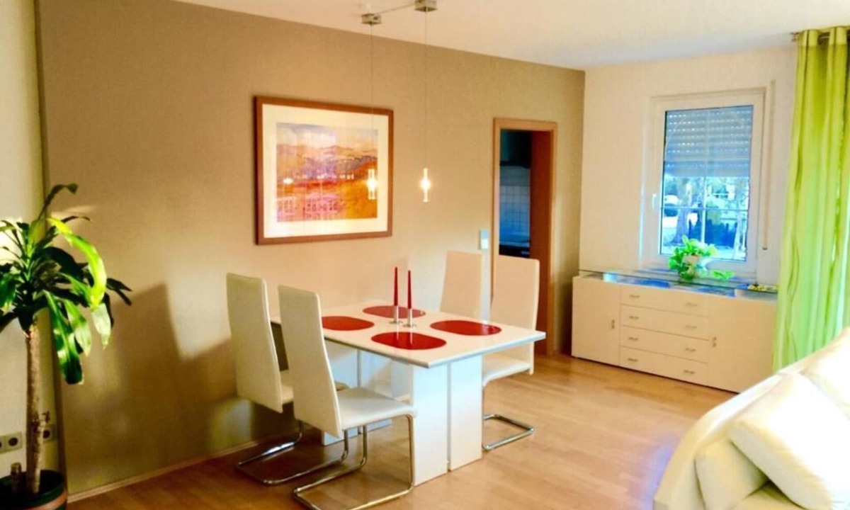 Petershausen-Ost Apartment | Exclusive lakeside villa "Symphonie-Villa" - musicians' quarter - 200 m to the lake