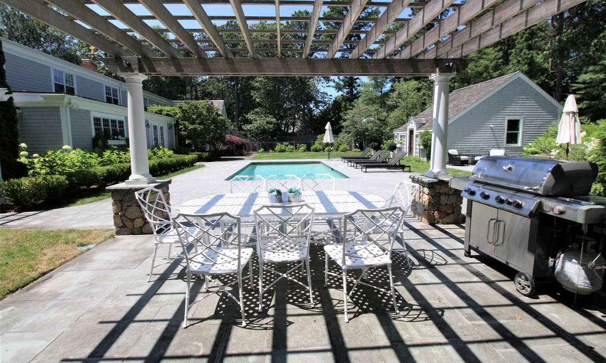 Osterville House | Exclusive Luxury Property On Gated Grand Island *POOL* (2300)