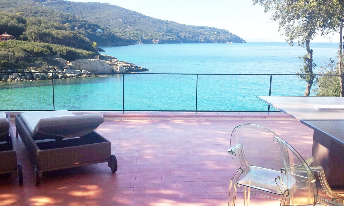 Procchio Villa | Exclusive paradise 20 meters from the sea, villa with two large independent suites