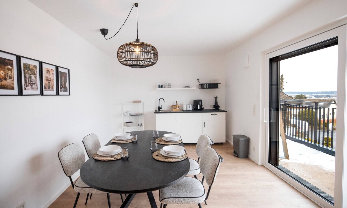 Alfter Apartment | Exclusive penthouse on the edge of the forest Close to the city