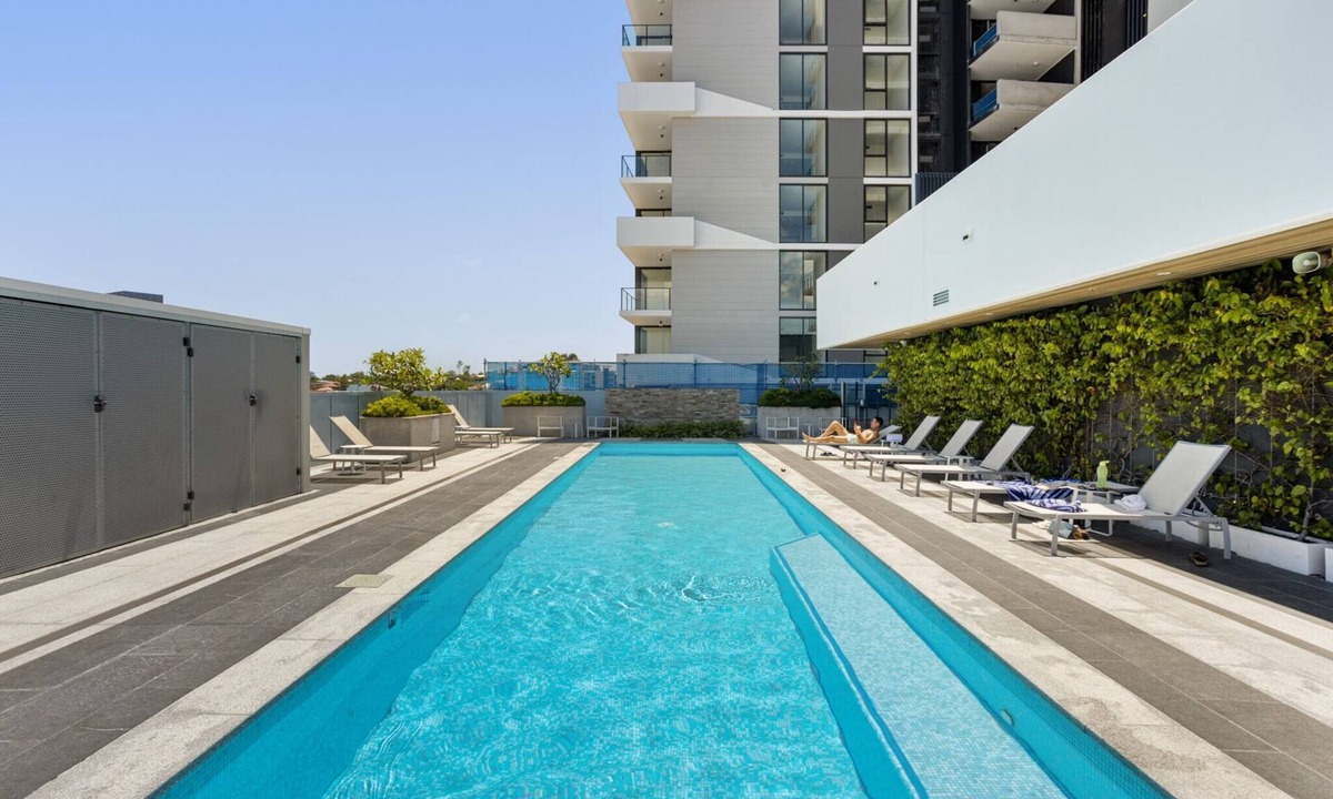Woolloongabba Apartment | Executive 2-Bed with Stadium View, Great Amenities