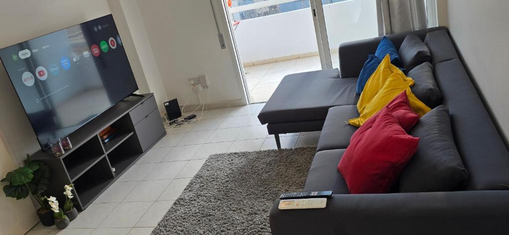 Historical Center Apartment | Executive 2BR Spacious Apartment , Limassol Center, 2 Balconies, Ideal Business Stay - SuperCentro!