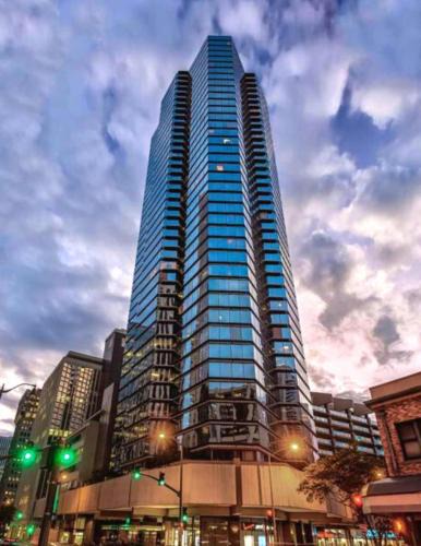 Downtown Honolulu Apartment | Executive Center Hotel Honolulu