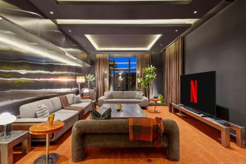 Riyadh Ski Chalet | Executive Chalet with Elegant Design A5