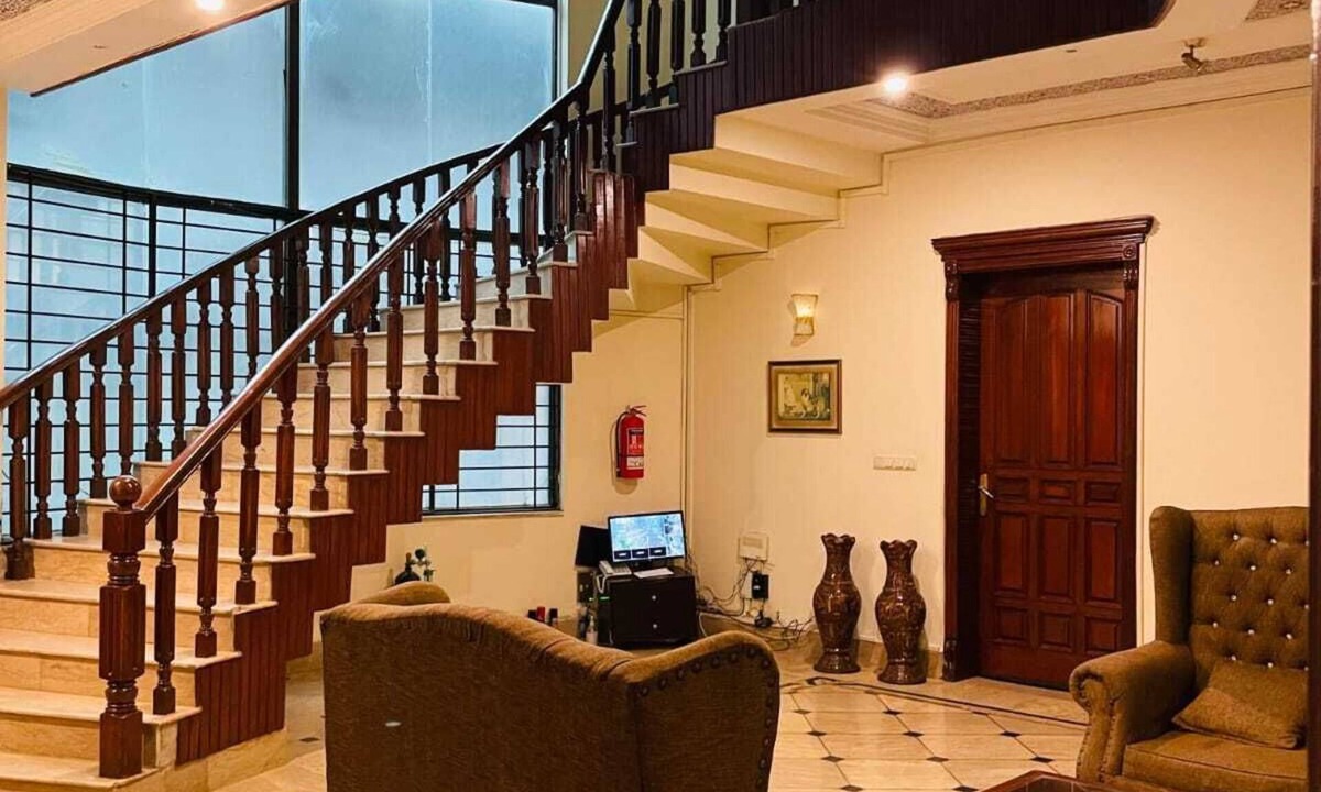 F-7 Sector Hotel | Executive Galaxy House Islamabad