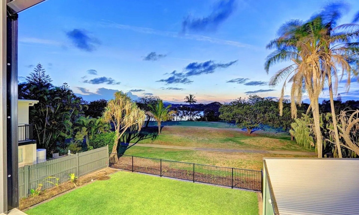 Bargara House | Executive style spacious home, 90 metres to patrolled beach