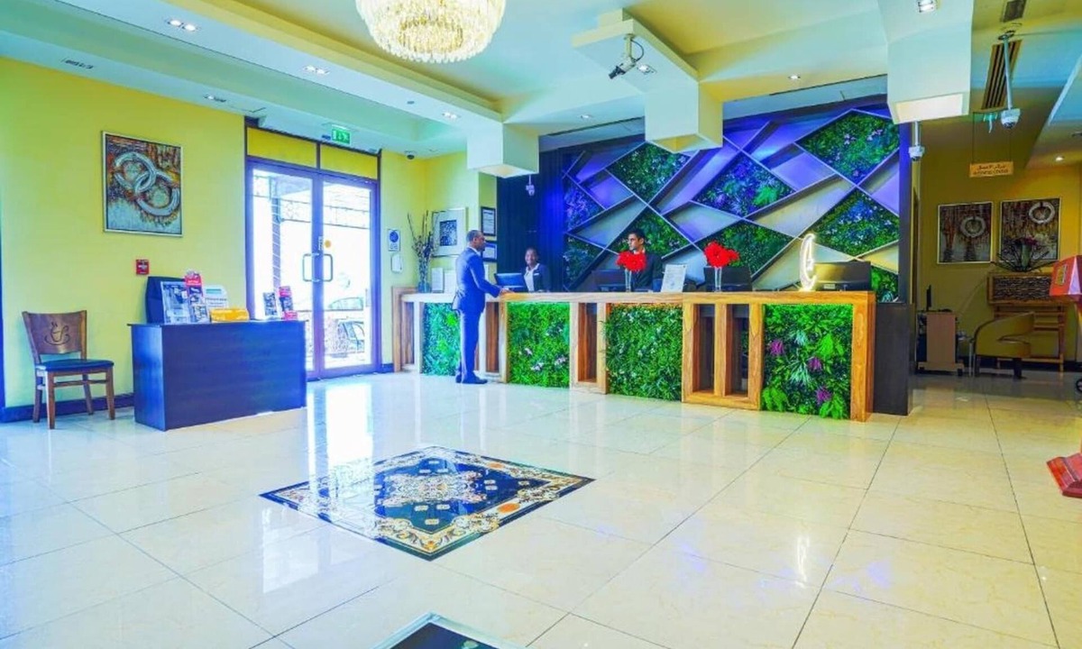 Naif House | Executive Suite | Royal Reflections Luxury