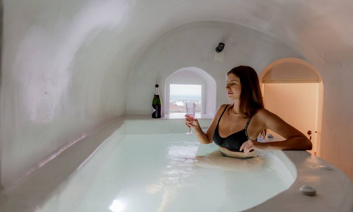 Emporio House | Exi Castle Suites