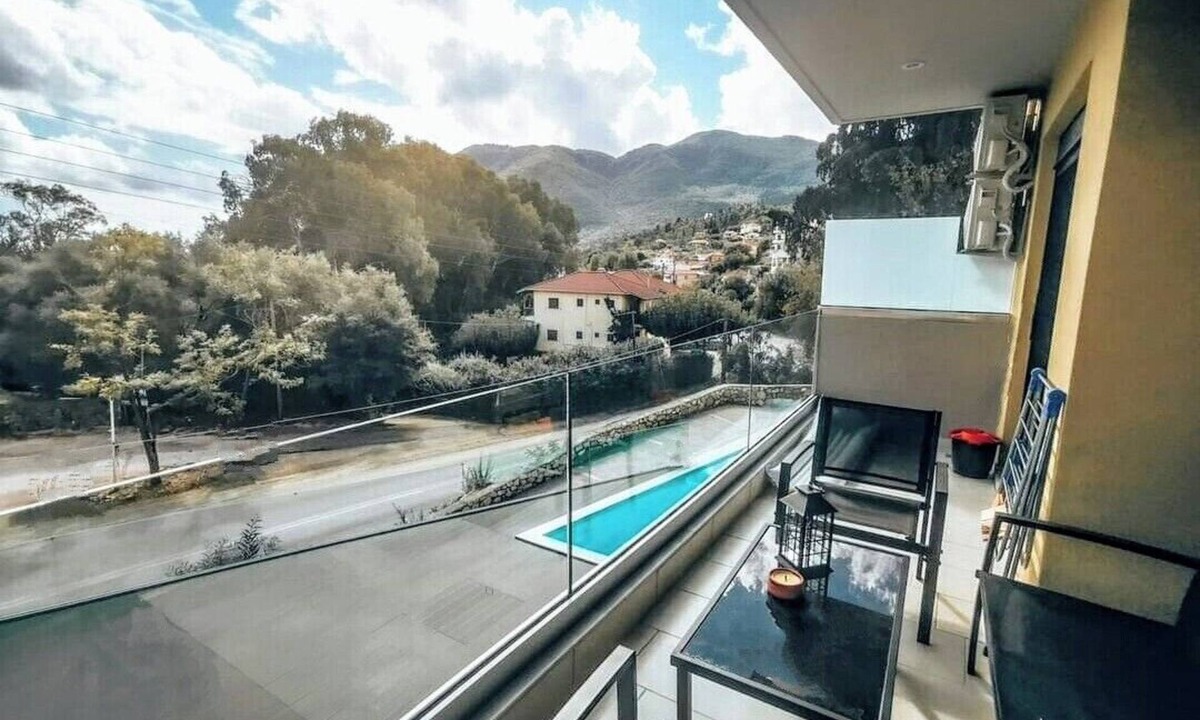Episkopos Apartment | EXOTIC LUXURY APARTMENT: Sea Breeze Central