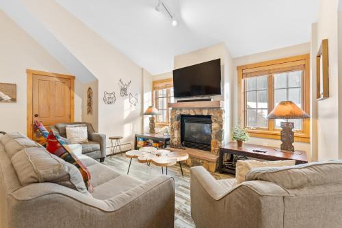 River Run Apartment | Expedition Station #8629