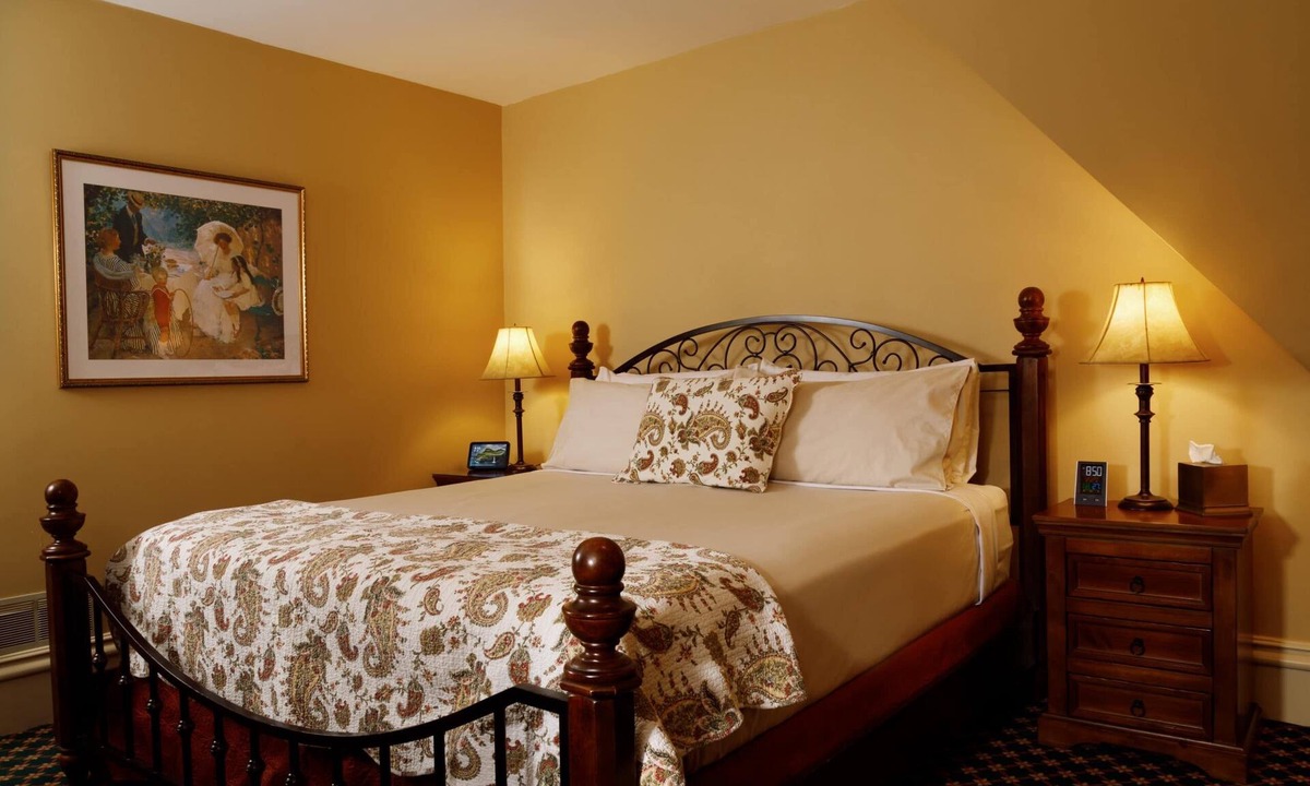 Central Business District Bed & Breakfast | Experience a relaxing, cozy and friendly stay. Walking distance to downtown!