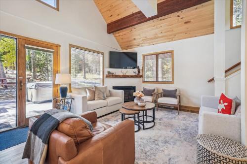 Warrior's Mark West House | Experience Freeride Haus, a beautiful Breckenridge home with a private hot tub