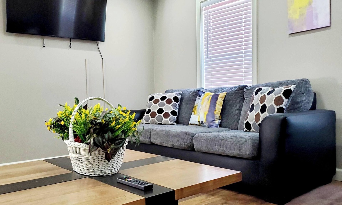 Indianapolis House | Experience Indianapolis living closest to Lucas Oil Stadium