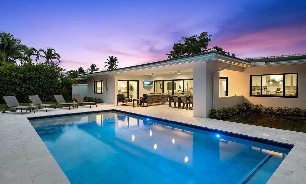 Harbour Inlet House | Experience Manatee Harbor, a Modern Heated Pool Getaway Near the Sand and Surf!