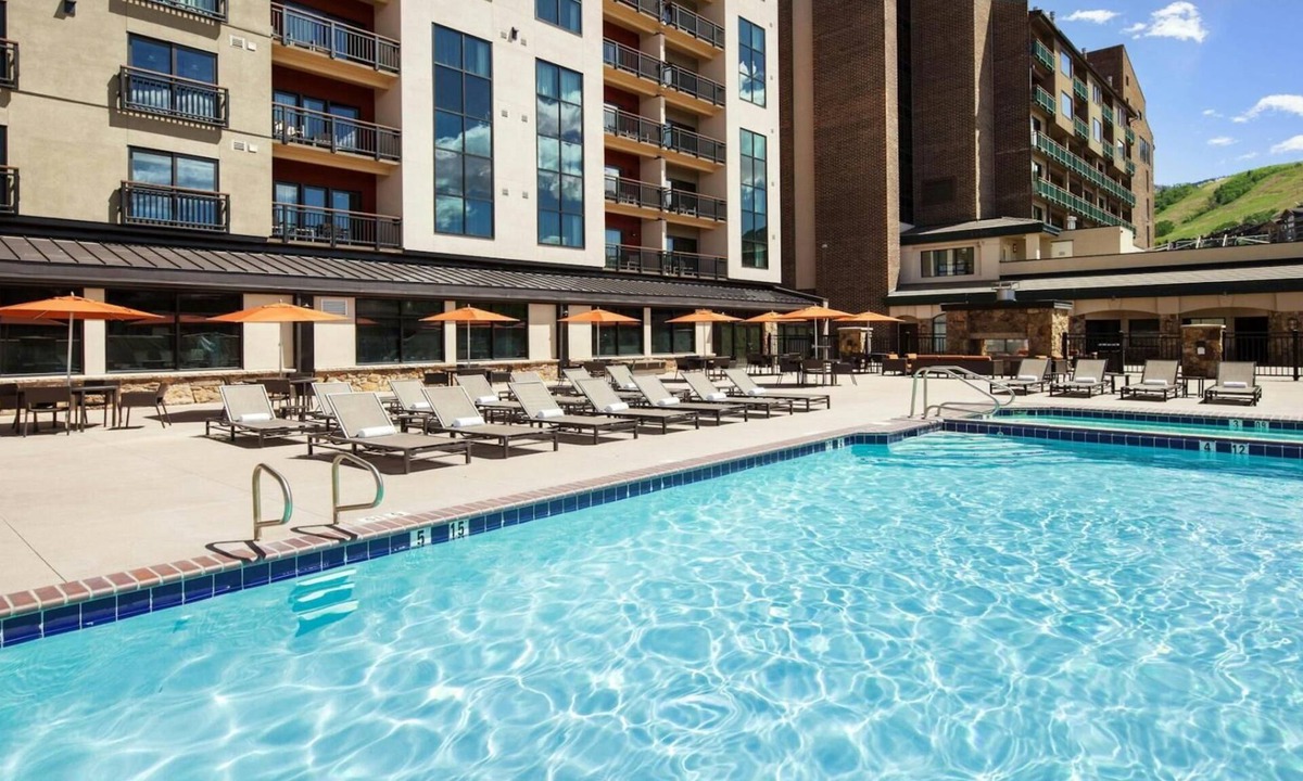 Steamboat Springs Resort | Experience Mountain Magic - Sheraton Steamboat Resort Villas–Studio Mountainside