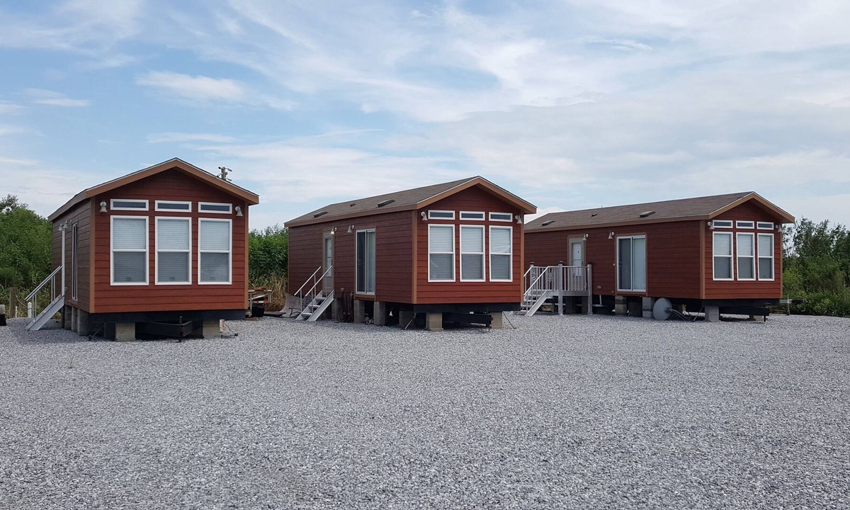 Braithwaite Cabin | Experience the bayou in the heart of Louisiana marsh -- 30 min to New Orleans!