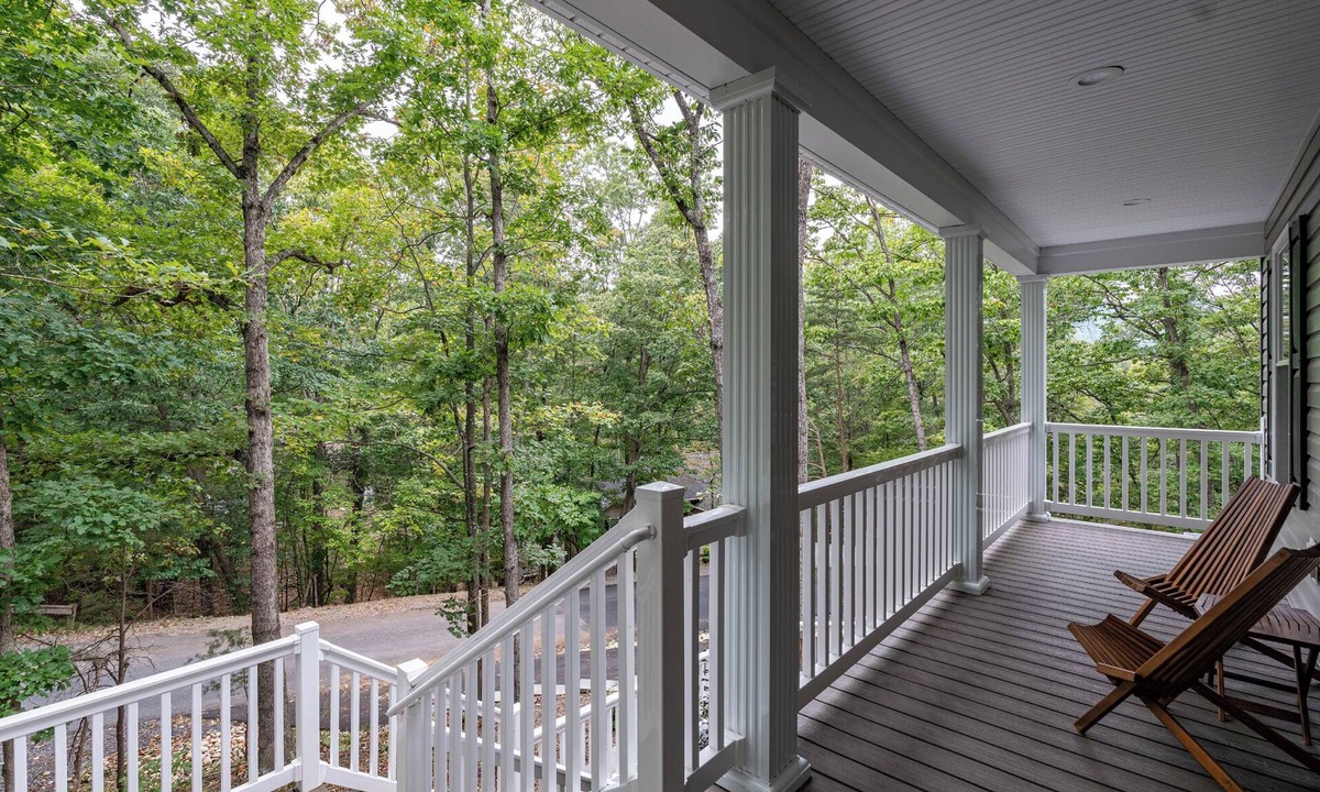 Massanutten House | Experience Tranquil Luxury in Our Brand-New, Spacious Retreat