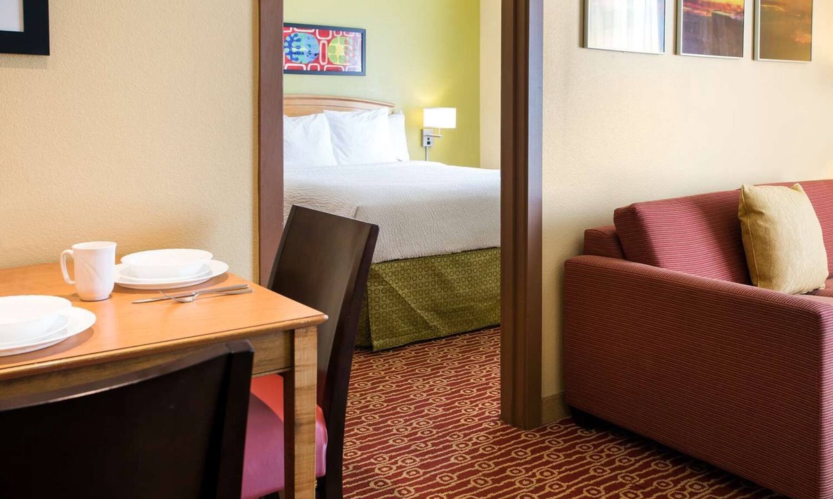 Novi Apartment | Explore Detroit Attractions from Spacious Suite w/Full Cooking Facilities