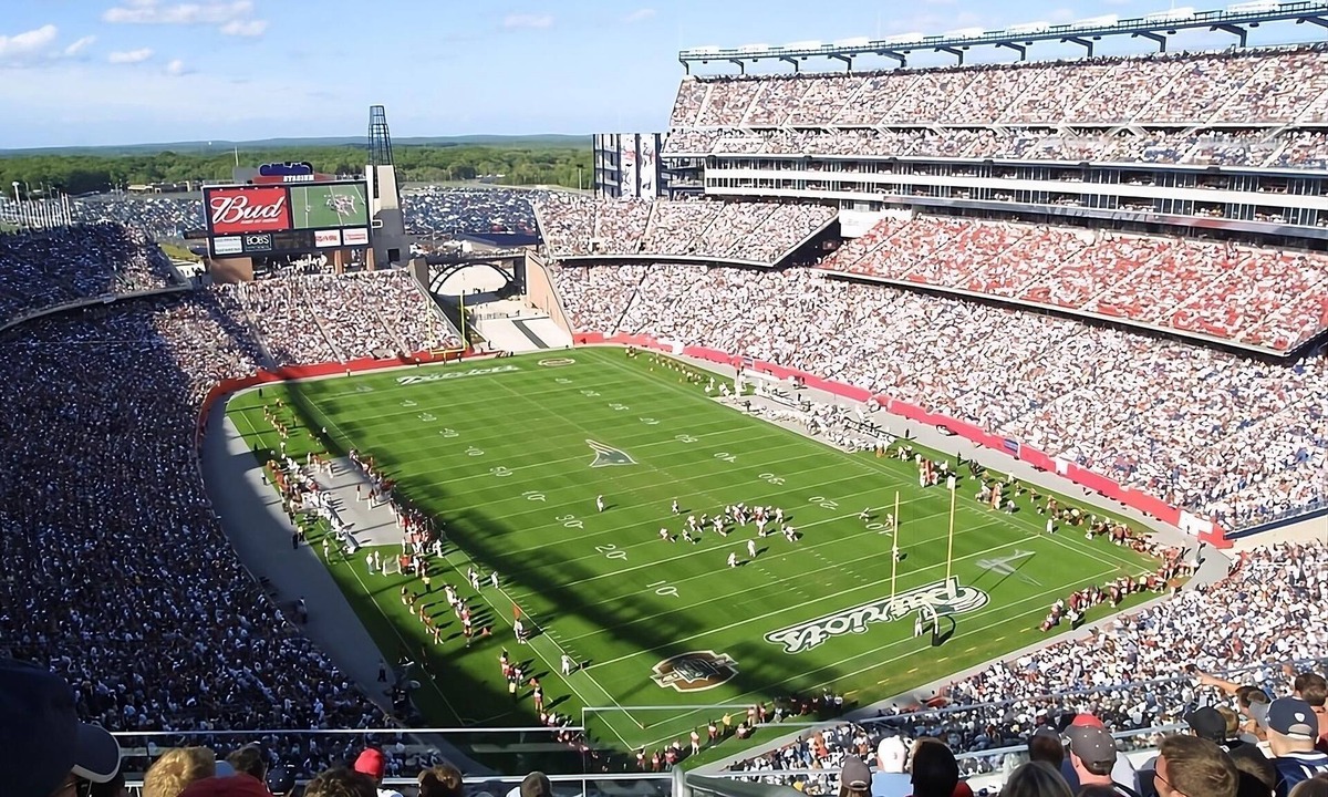 Foxboro Hotel | Explore Foxboro! Close to Hall At Patriot Place, Enjoy FREE Breakfast!