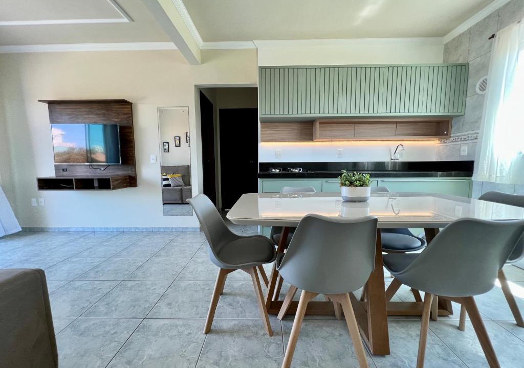 Canto Grande Apartment | Explore Mariscal a 150 M da Praia - V1