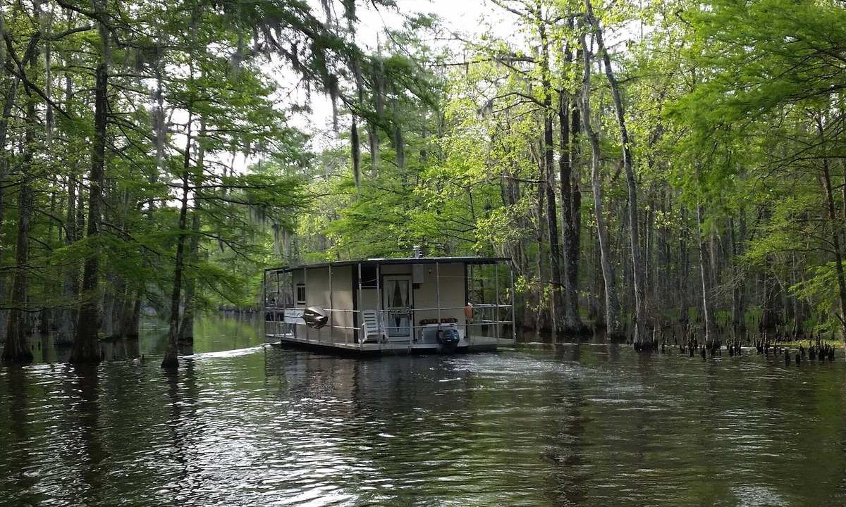 Pierre Part Boat Rental | Explore the bayous of South Louisiana on your own! -Ask about 4dy SPECIAL!-
