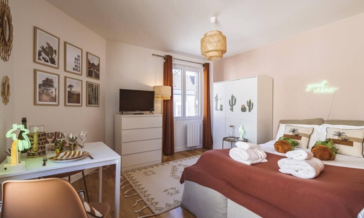 Laon Sud Apartment | Explorereims - California Dream Proche Gare/centre