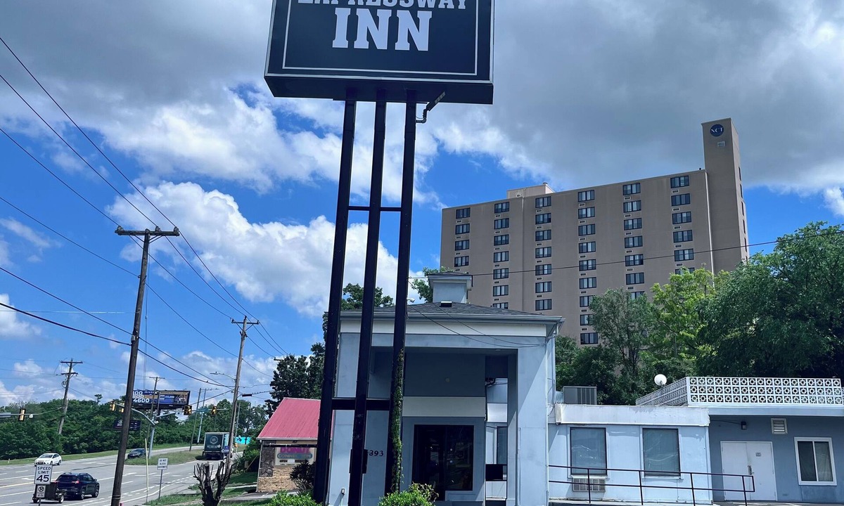 Nashville Hotel | expressway inn