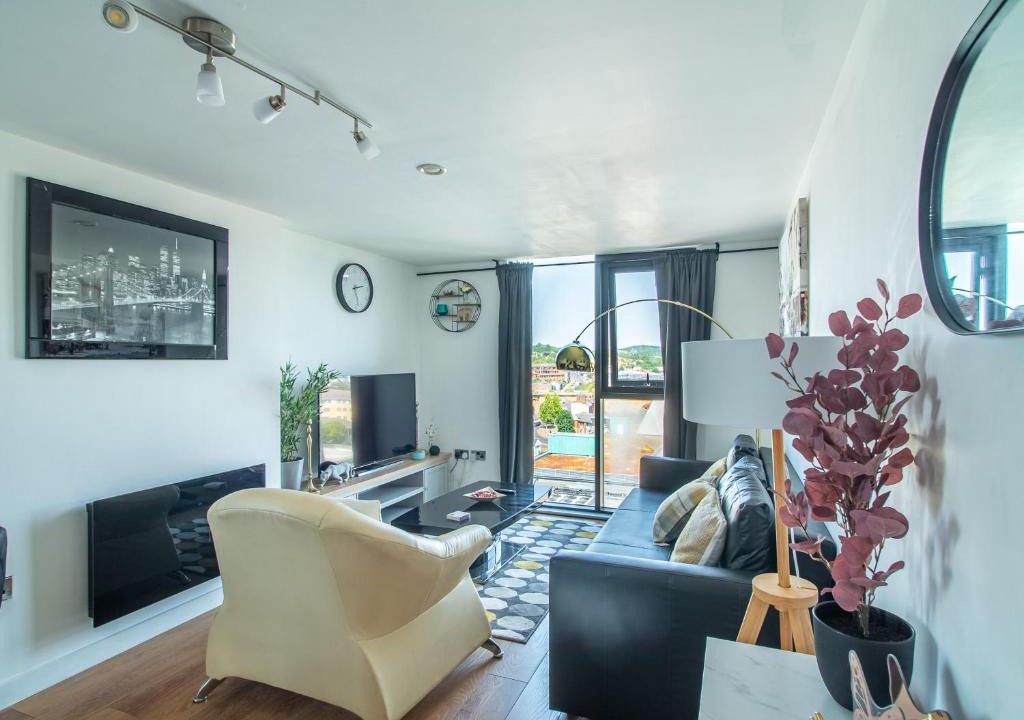 Sheffield City Centre Apartment | Exquisite 2-bedroom Apartment - City Centre