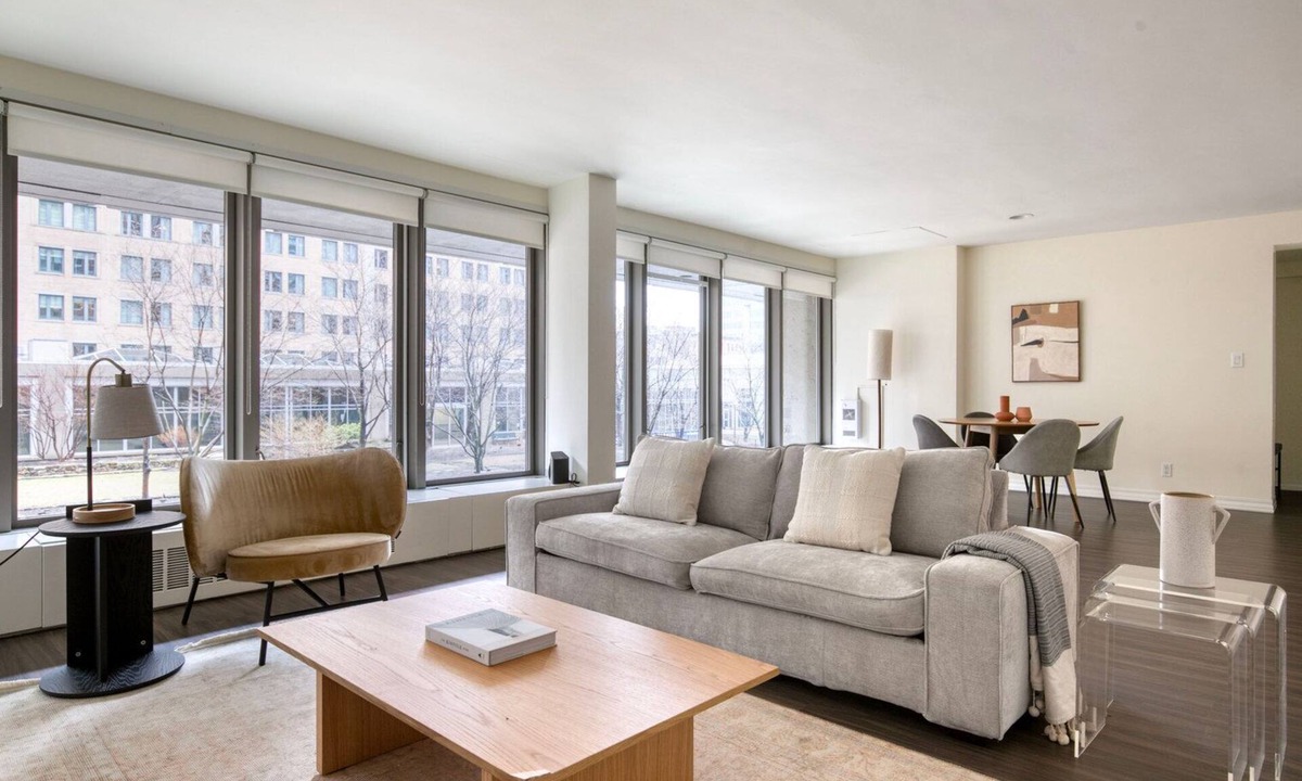 Prudential - St. Botolph Apartment | Exquisite Back Bay 2BR w/Gym & W/D, nr Copley Sq, by Blueground