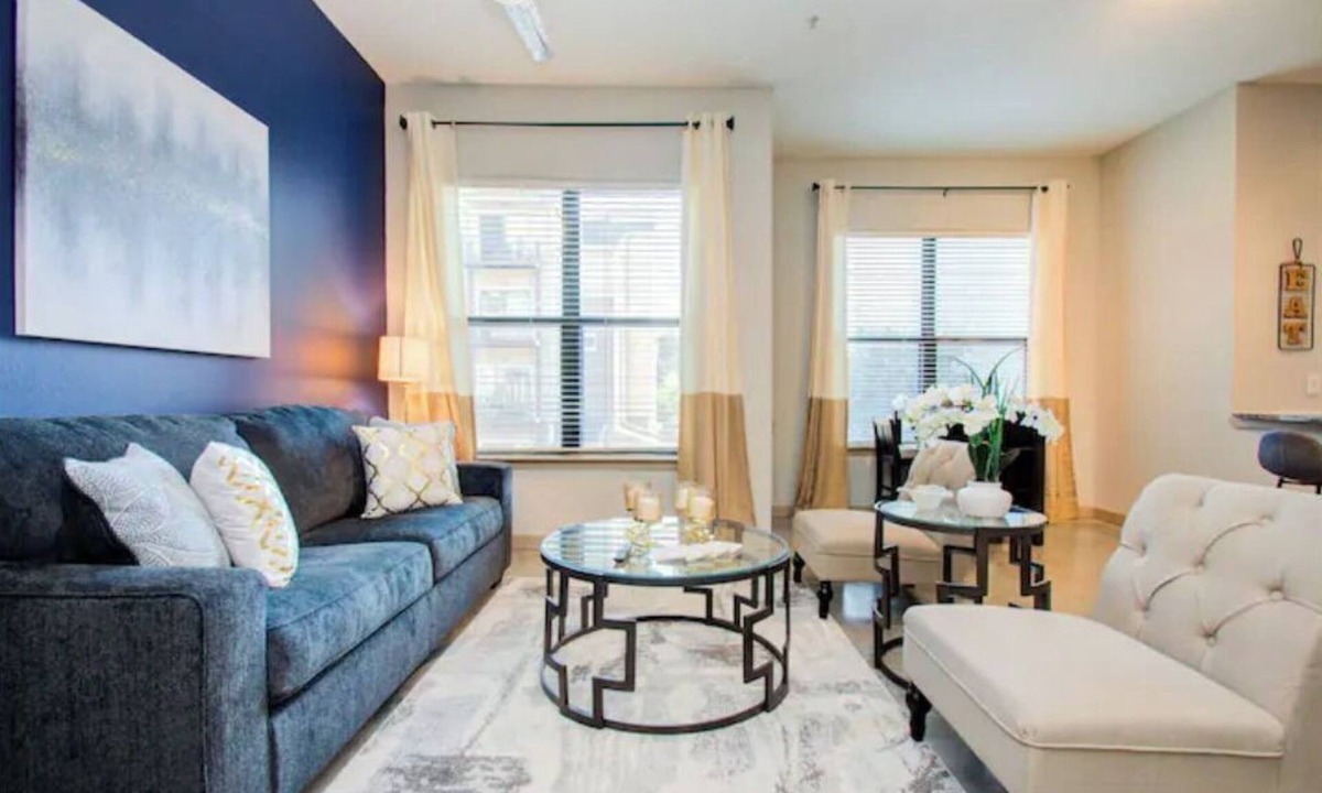 Riverside Terrace Apartment | Exquisite Houston Med. Center 2B/2B Apartment Free Parking
