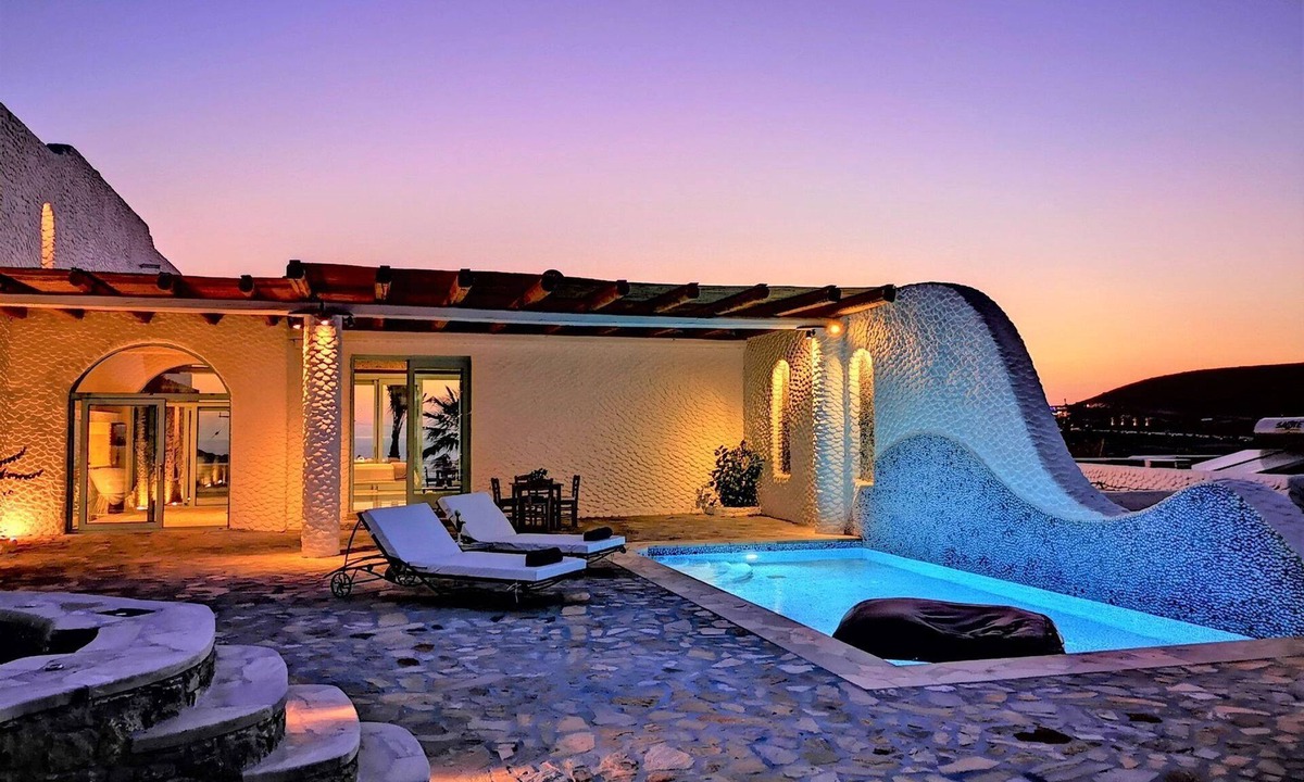 Ios Town Villa | Exquisite Ios Villa | Villa Morena | 2 Bedrooms | Villa with Sea Views