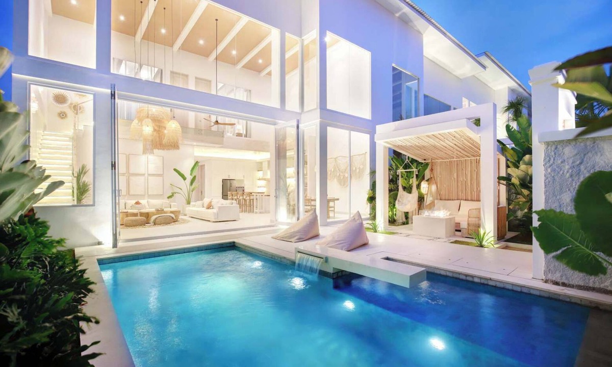 Batu Bolong Villa | Exquisite Luxury Villa in the Heart of Canggu