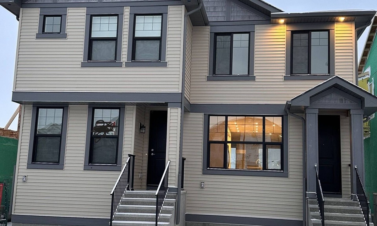 Sage Hill House | Exquisite Newly Built Home Perfectly Located in Calgary